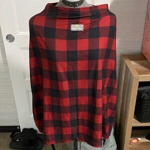 Itzy Ritzy Red and Black nursing/car seat cover